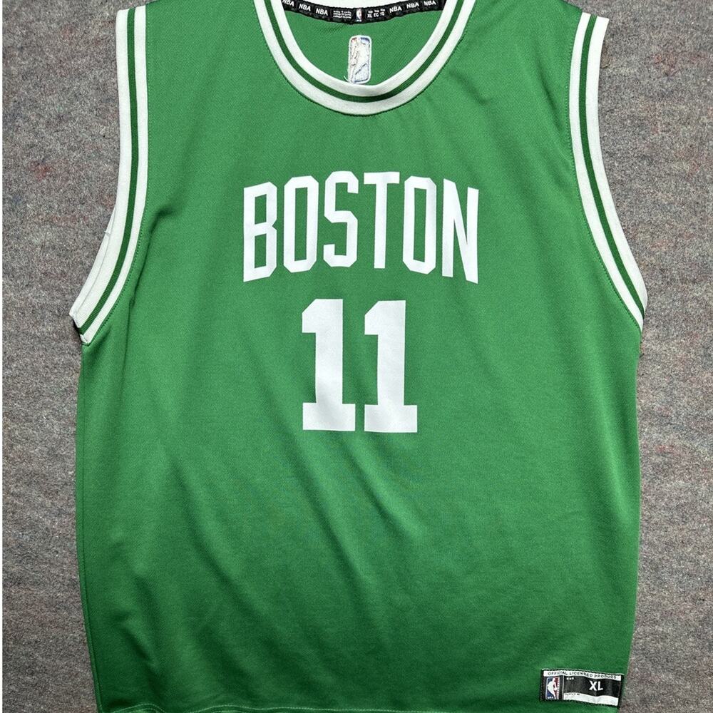 Kyrie Irving Boston Celtics Fanatics Jersey Green Size XL Youth NBA Basketball